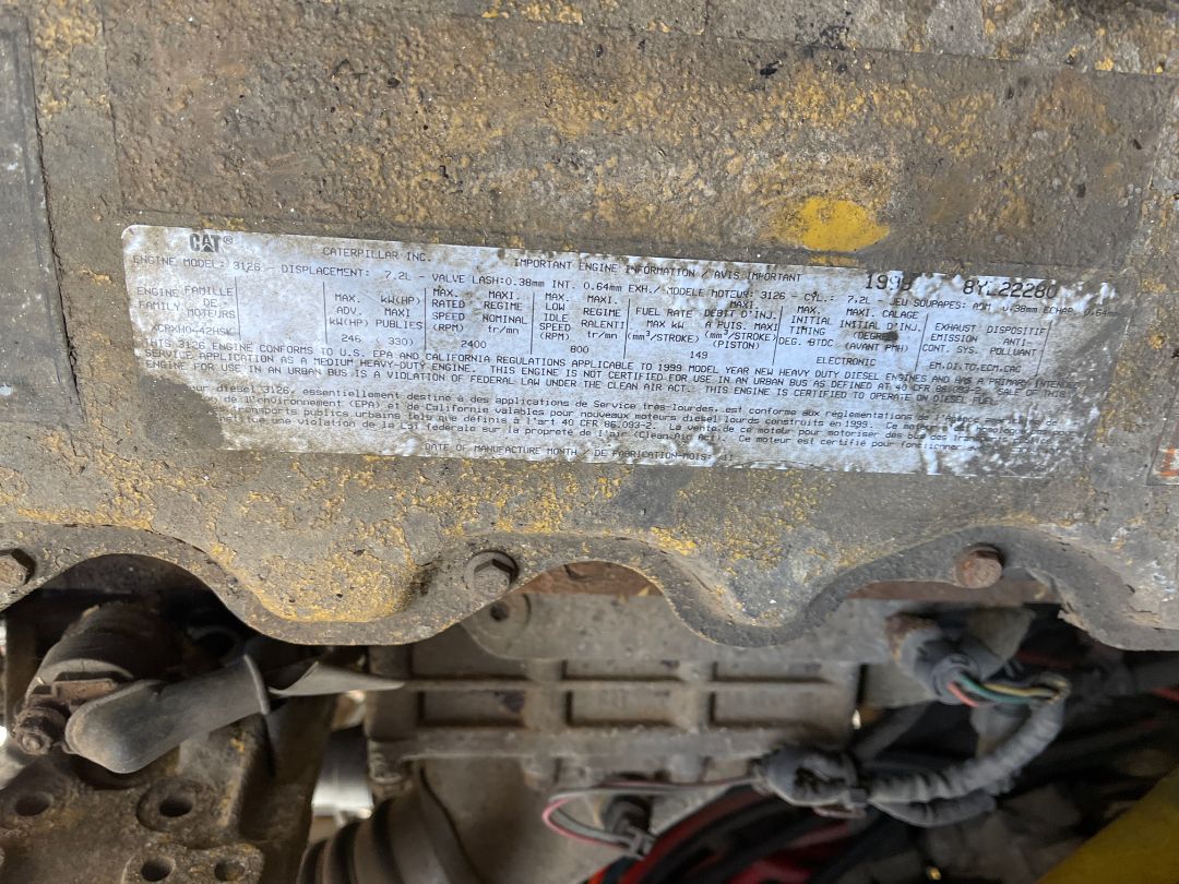 2000 STERLING L-Series Dump Truck - Image 12